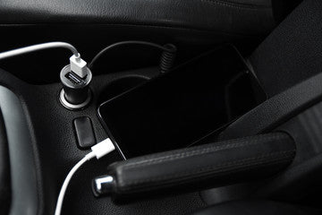 Supporto Smartphone Magnetico da Cruscotto con Ricarica Wireless 15W