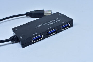 Hub USB-C 7-in-1 con HDMI 4K e Lettore SD